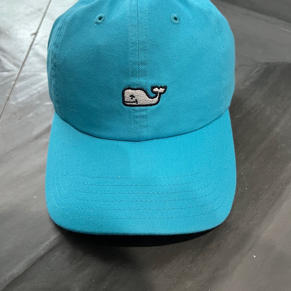 Vineyard vines hat